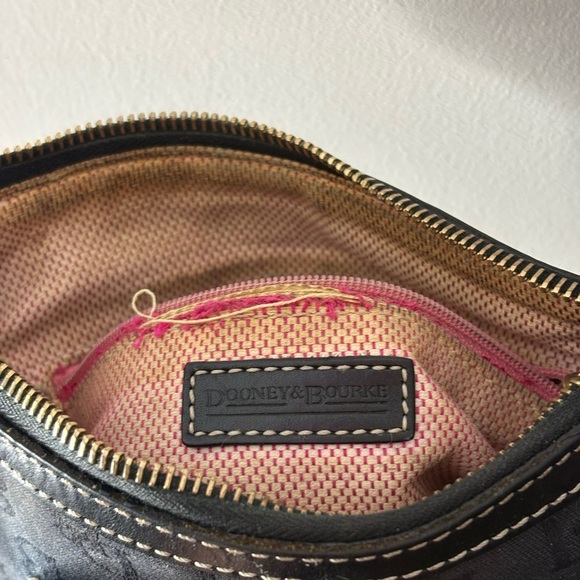Dooney & Bourke Black Shoulder Bag - Picture 10 of 10